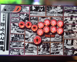 "Stickless Mad Catz TE1 - Initial D-themed fight stick modifikovaný pomocí Raspberry Pi"